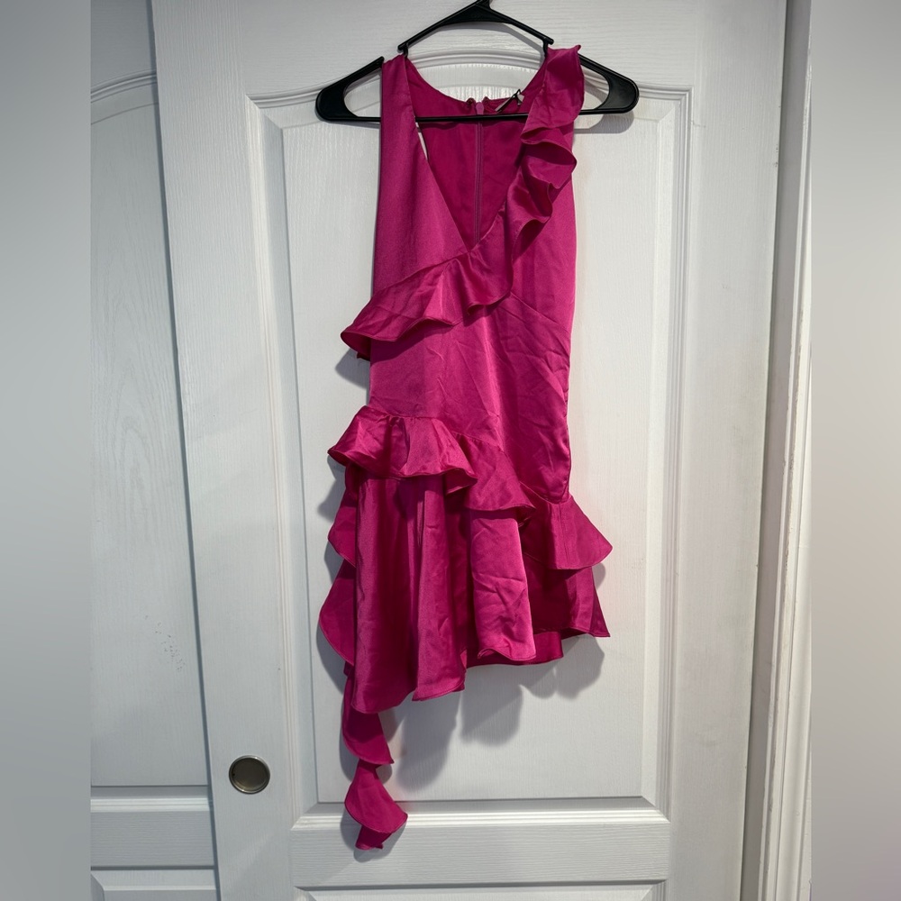 Mistress rocks magenta dress